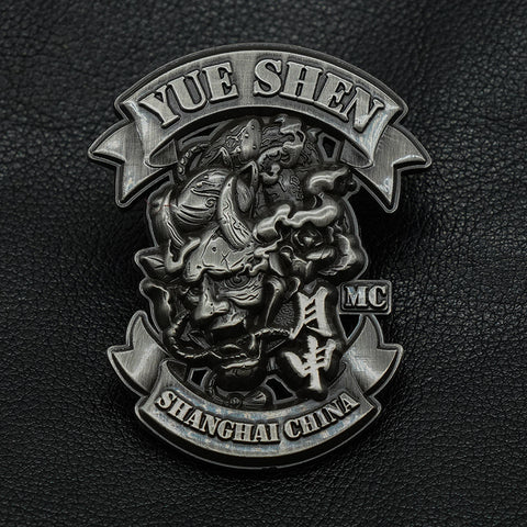 🏍️ Cómo personalizar pines e insignias para tu motoclub en España